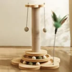 ხის საფხაჭნი მაღალი ბოძით და ბურთებით