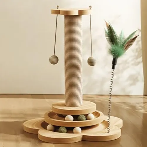 ხის საფხაჭნი მაღალი ბოძით და ბურთებით